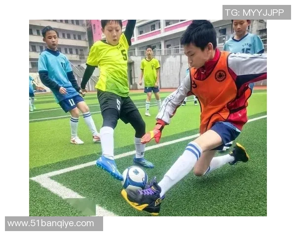 校园足球:培养团队精神与健康生活方式的新途径